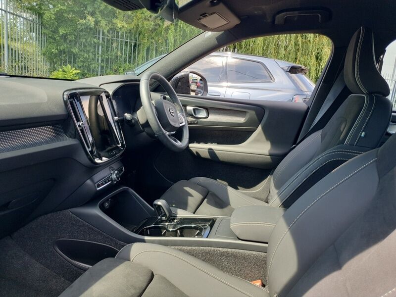 More views of Volvo EX40
