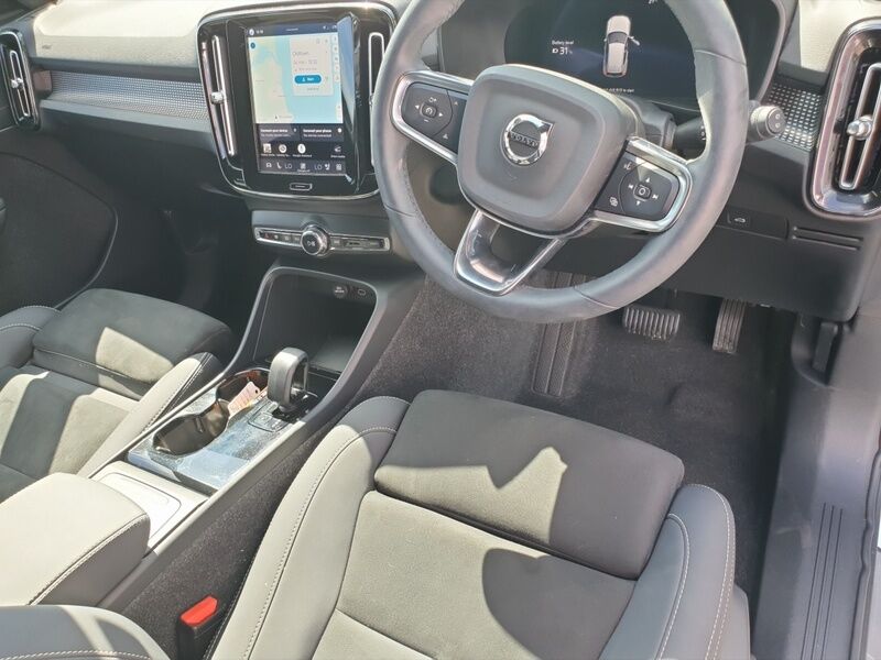 More views of Volvo EX40