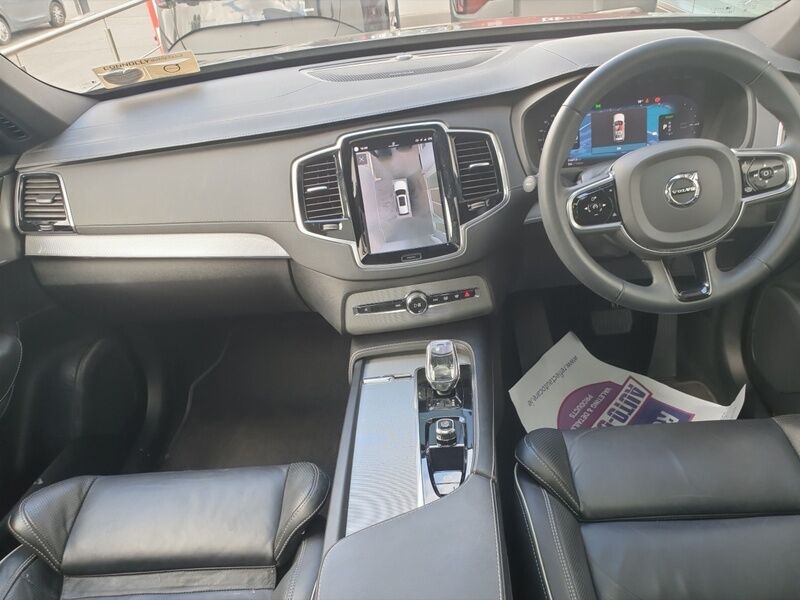 More views of Volvo XC90