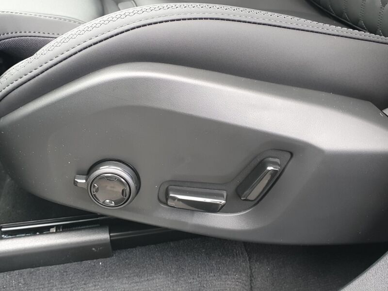 More views of Volvo XC90