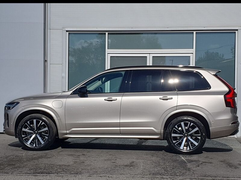 More views of Volvo XC90