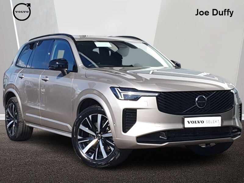 More views of Volvo XC90