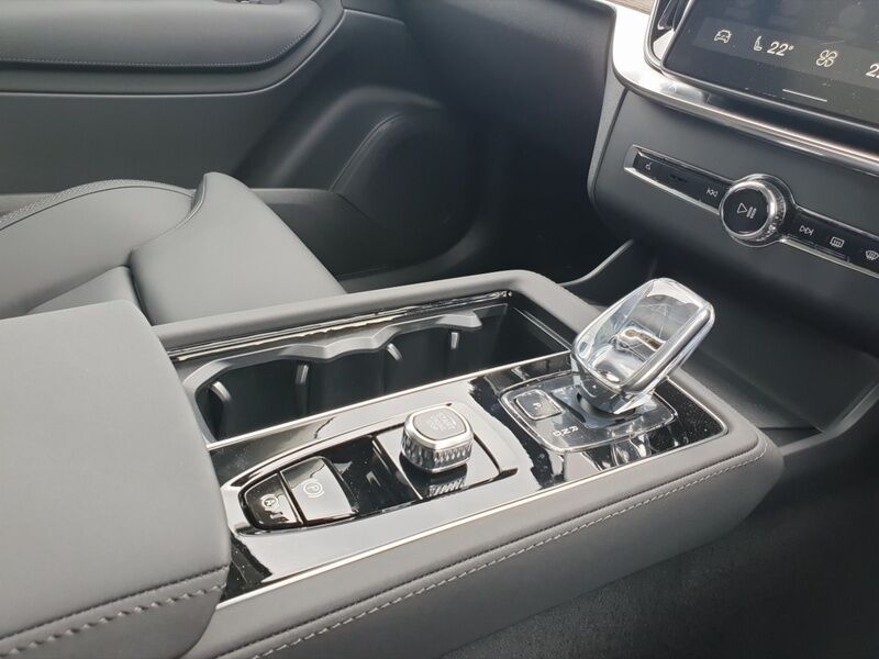 More views of Volvo XC90