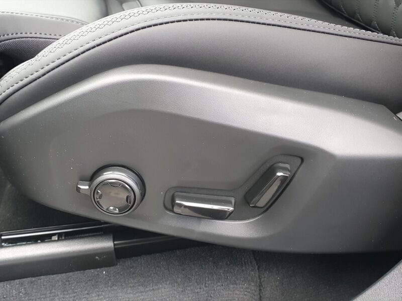 More views of Volvo XC90