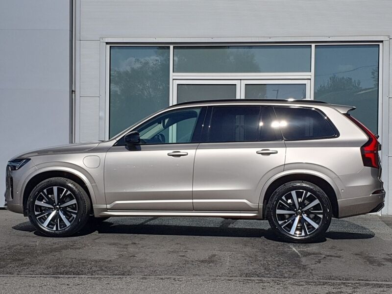 More views of Volvo XC90