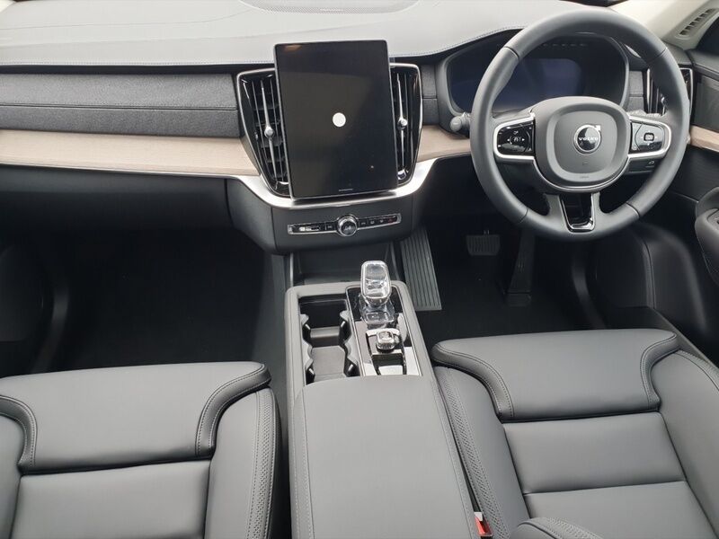More views of Volvo XC90