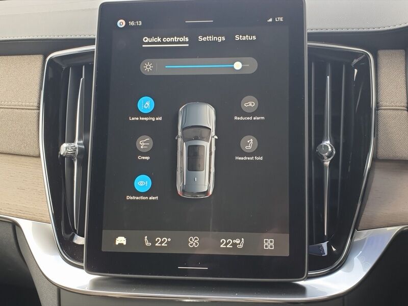More views of Volvo XC90