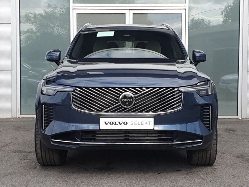 More views of Volvo XC90