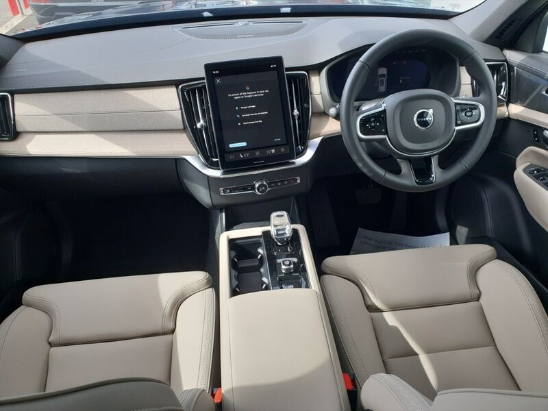 More views of Volvo XC90