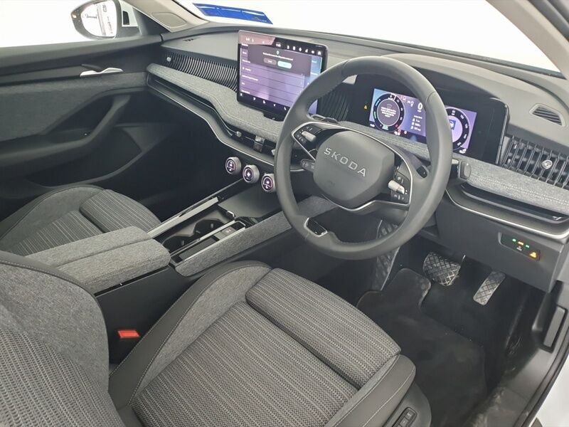 More views of Skoda Superb