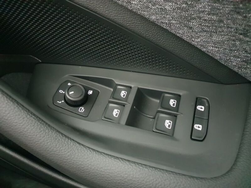 More views of Skoda Superb