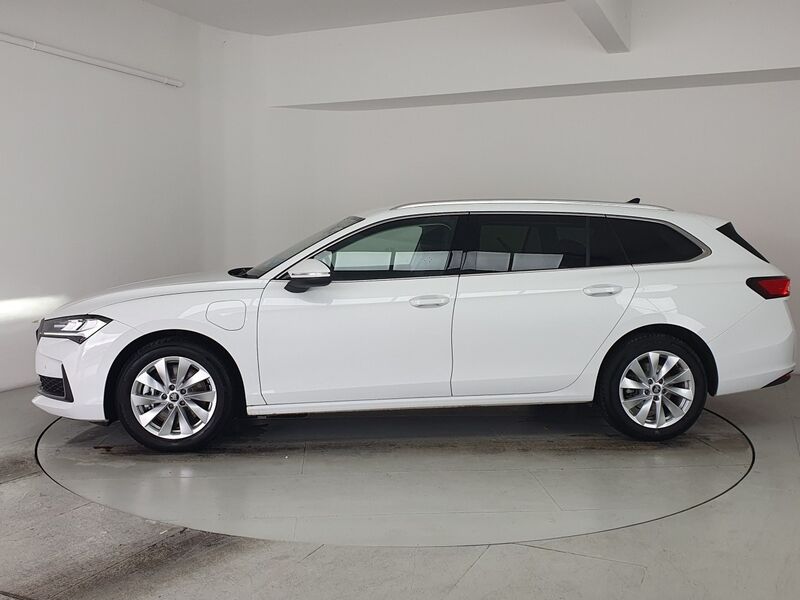 More views of Skoda Superb