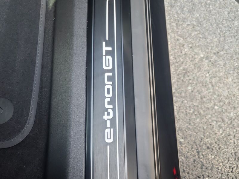 More views of Audi e-tron GT quattro