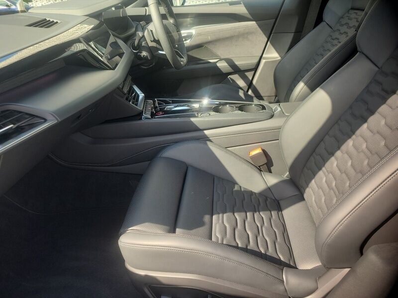 More views of Audi e-tron GT quattro