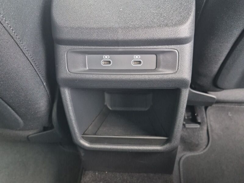 More views of Audi Q3