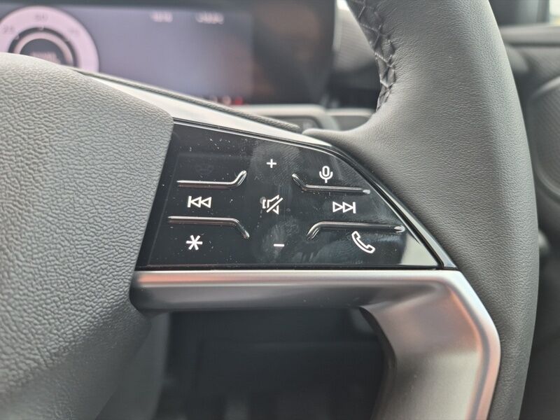 More views of Audi Q3