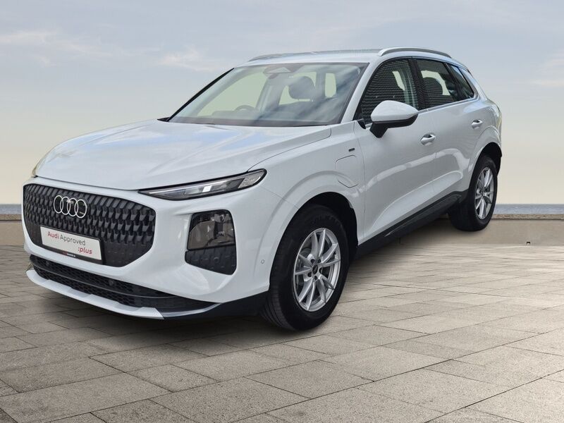 More views of Audi Q3