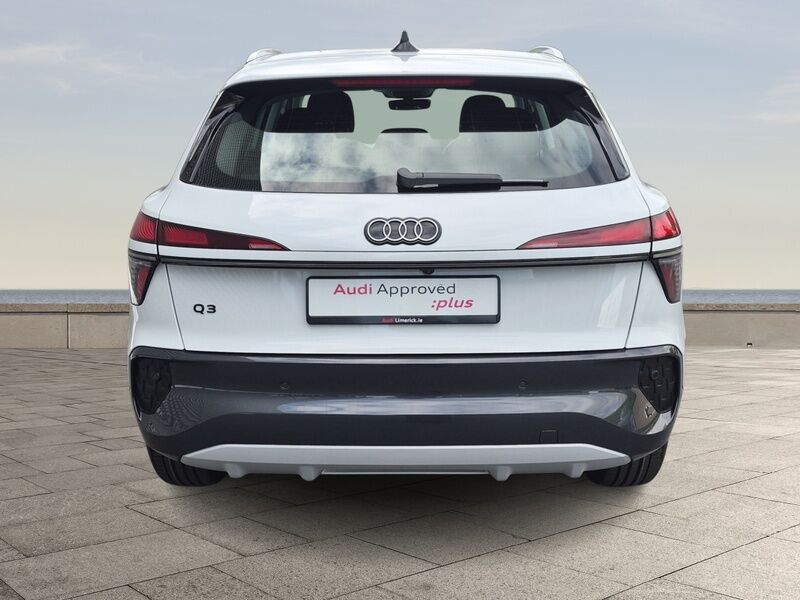 More views of Audi Q3