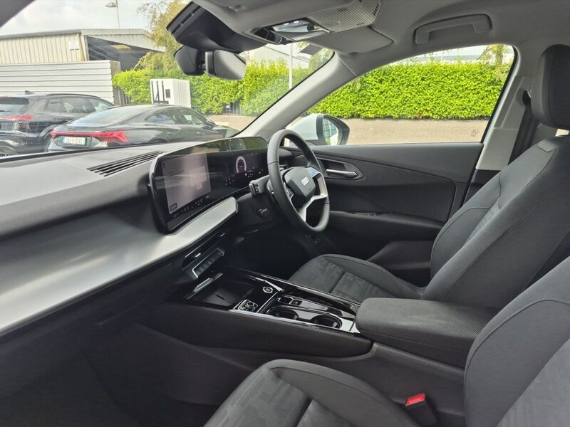 More views of Audi Q3
