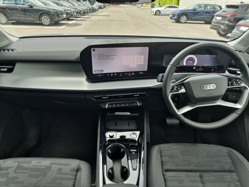 More views of Audi Q3