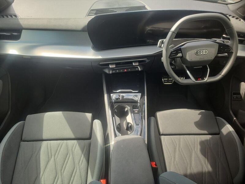 More views of Audi Q3
