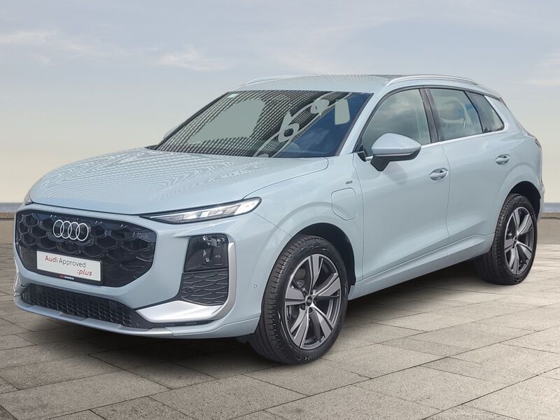 More views of Audi Q3
