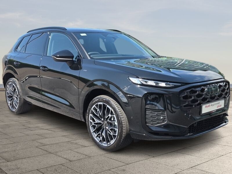 More views of Audi Q3