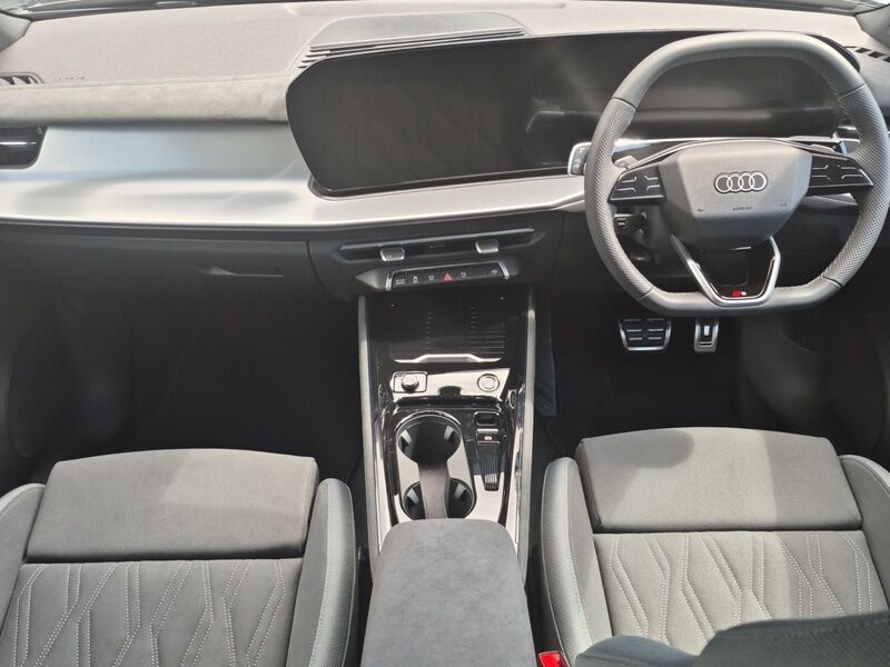 More views of Audi Q3