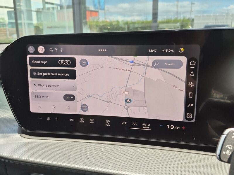 More views of Audi Q3