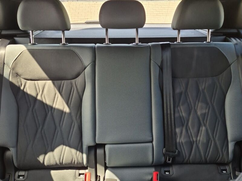 More views of Audi Q3