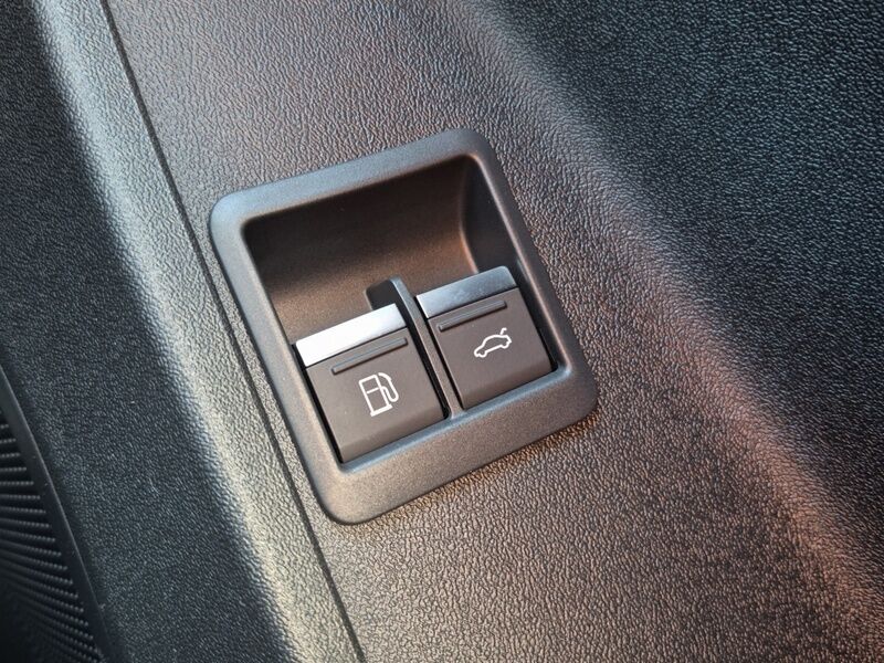 More views of Audi Q3