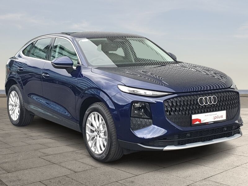 More views of Audi Q3