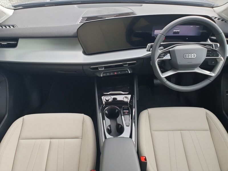 More views of Audi Q3