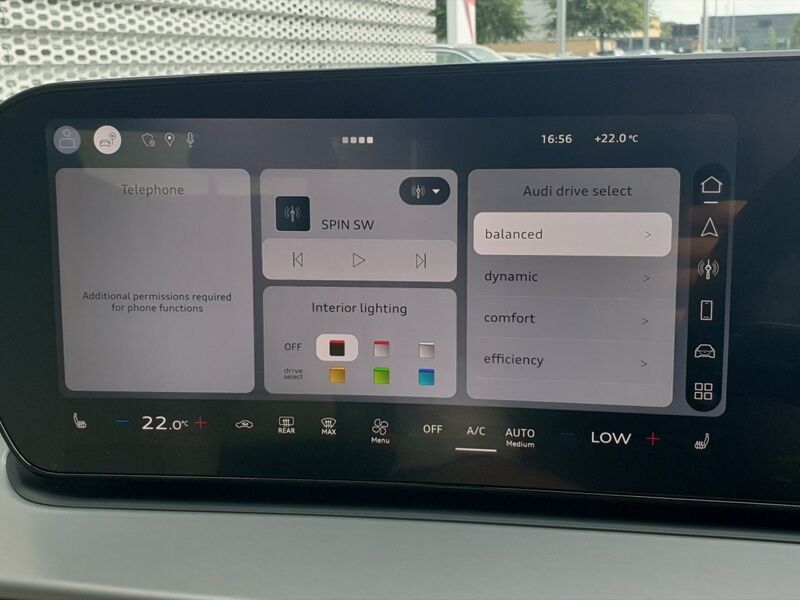 More views of Audi Q3