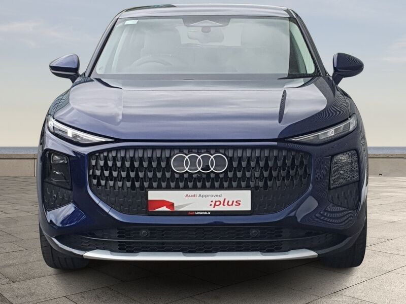 More views of Audi Q3