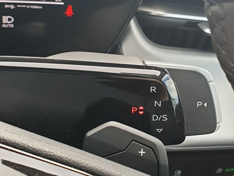 More views of Audi Q3
