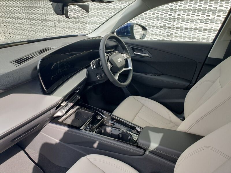 More views of Audi Q3