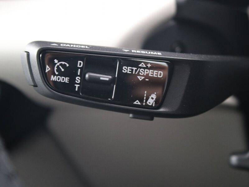 More views of Porsche Macan