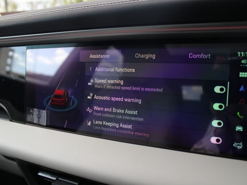 More views of Porsche Macan