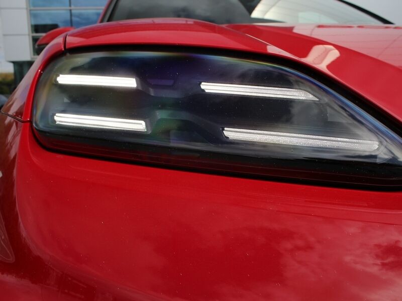 More views of Porsche Macan
