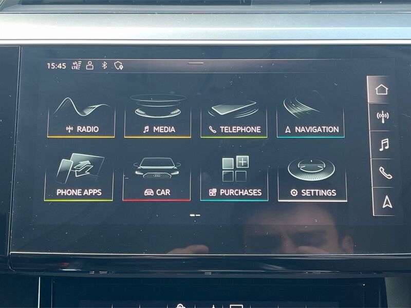 More views of Audi e-tron