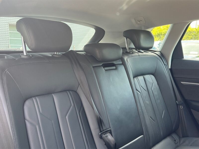 More views of Audi e-tron
