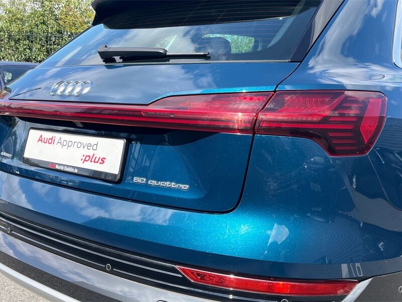 More views of Audi e-tron