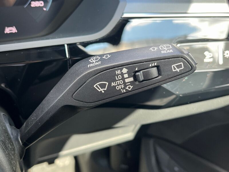 More views of Audi e-tron