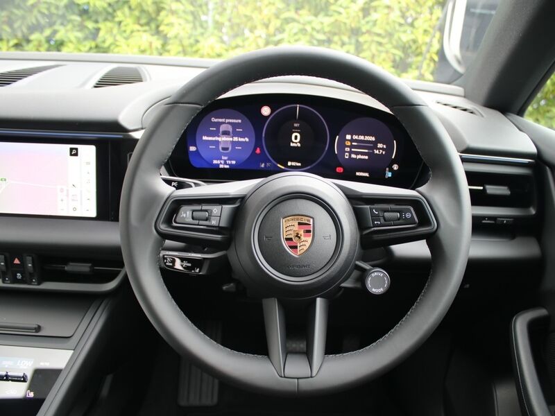 More views of Porsche Macan