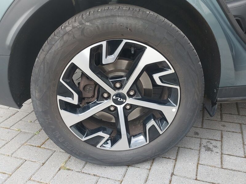 More views of Kia Sportage