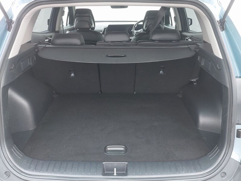 More views of Kia Sportage