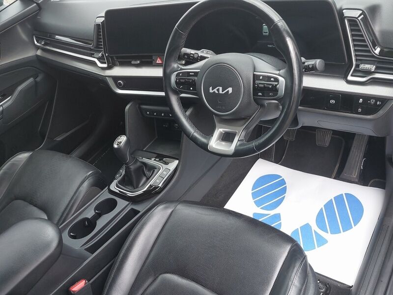 More views of Kia Sportage