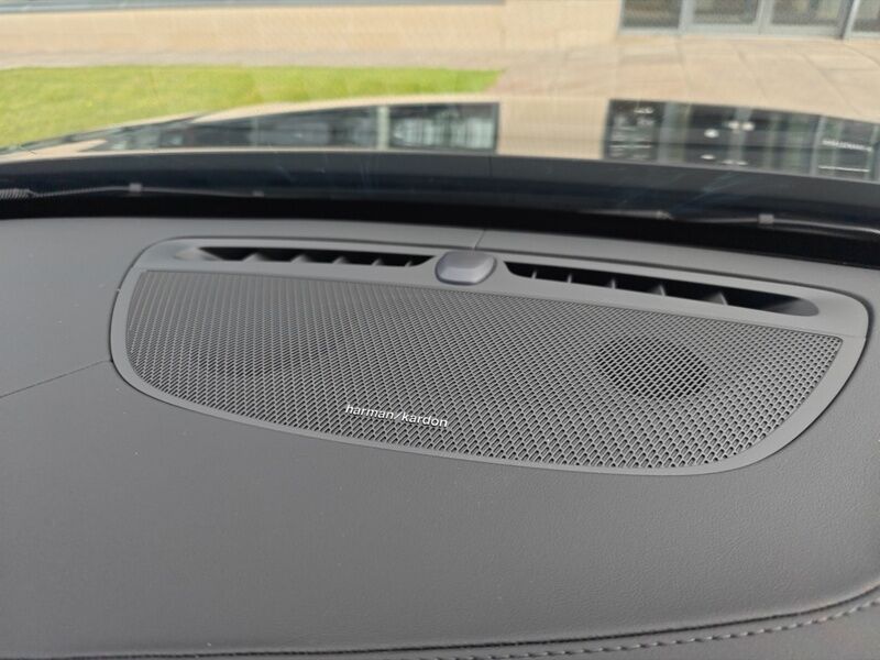 More views of Volvo XC90