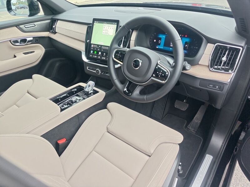 More views of Volvo XC90